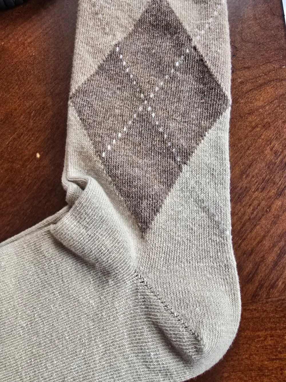 Signature Gold by GoldToe Men's Argyle Socks - Tan - Moisture Control - NWT